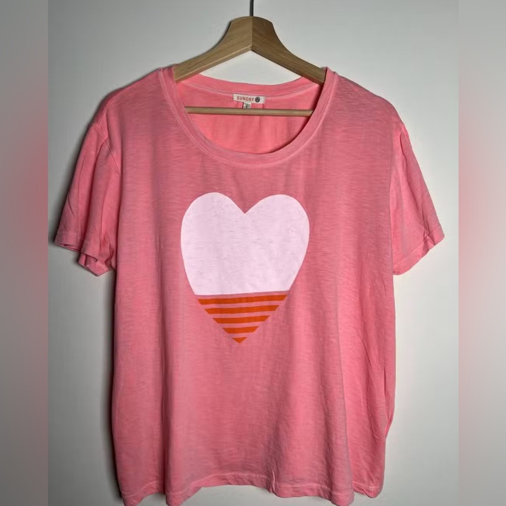 Sundry Graphic Tee Sz 2